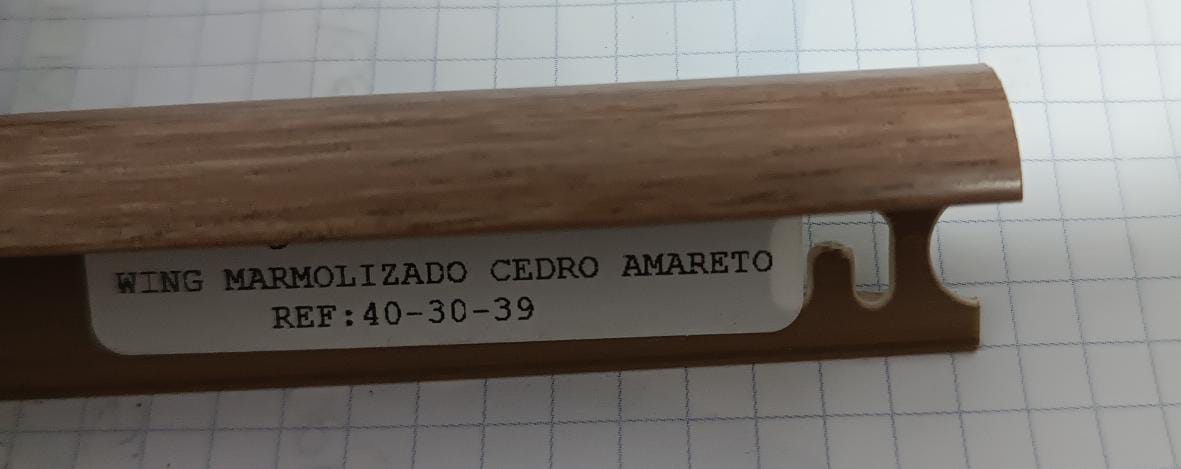 WIN CAFE MARMOLIZADO CEDRO AMARETO